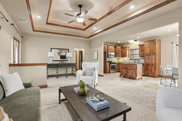 Photo 3 — 7031 E Cherokee Crossing, Warr Acres, OK 73132