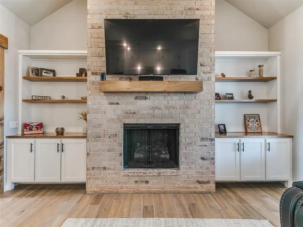 Photo 11 — 11617 SW 58th Street, Mustang, OK 73064