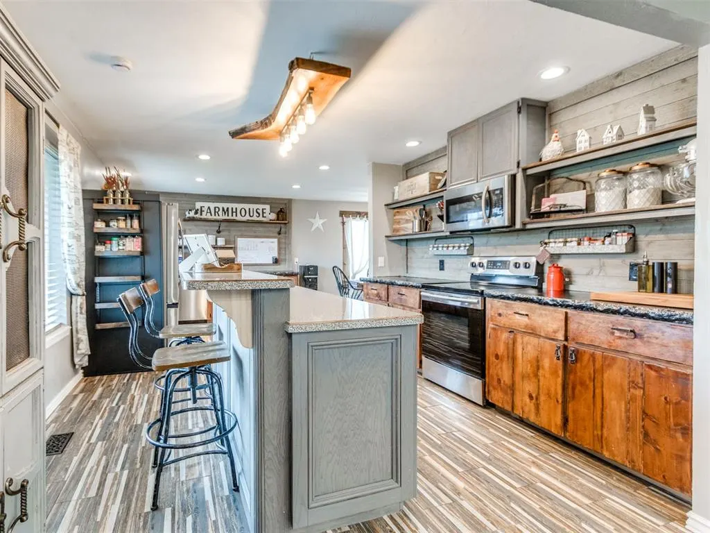 Photo 18 — 11500 Carriage Drive, Yukon, OK 73099