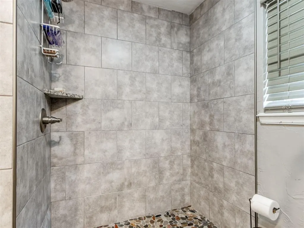 Photo 32 — 11500 Carriage Drive, Yukon, OK 73099