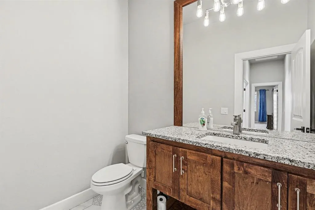 Photo 14 — 2410 Veneterra View, Edmond, OK 73034