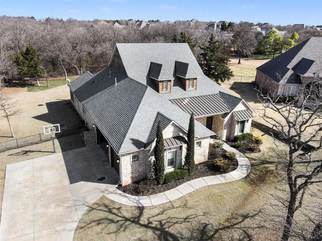 Photo 32 — 2410 Veneterra View, Edmond, OK 73034