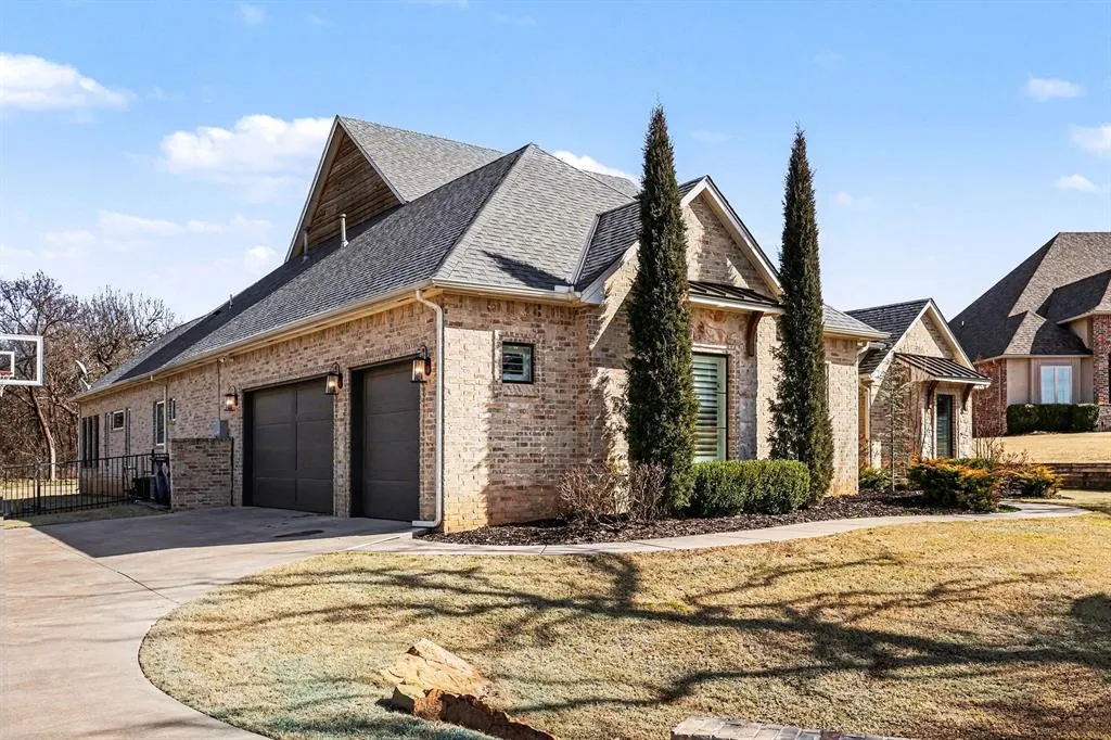Photo 33 — 2410 Veneterra View, Edmond, OK 73034