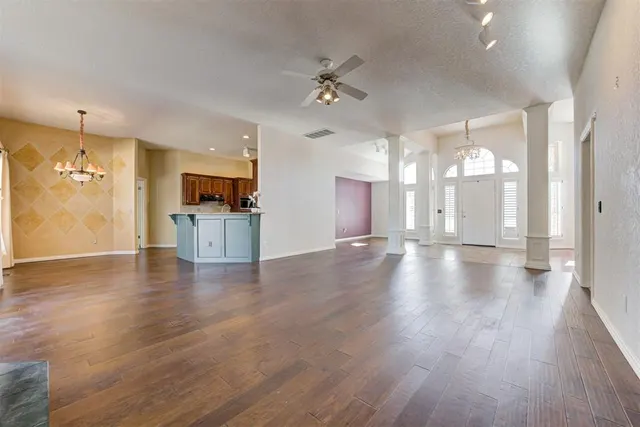 Photo 4 — 6605 NW 120th Street, Oklahoma City, OK 73162