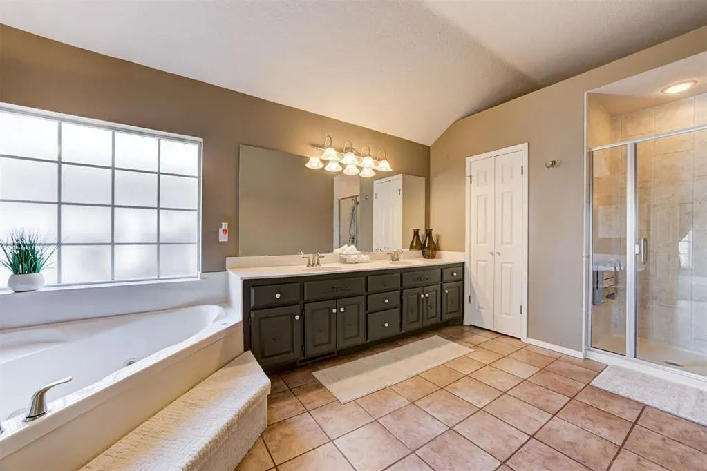 Photo 26 — 6605 NW 120th Street, Oklahoma City, OK 73162