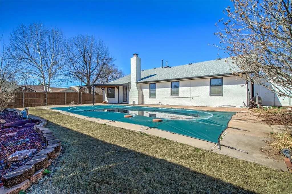 Photo 10 — 2424 SW 100th Street, Oklahoma City, OK 73159