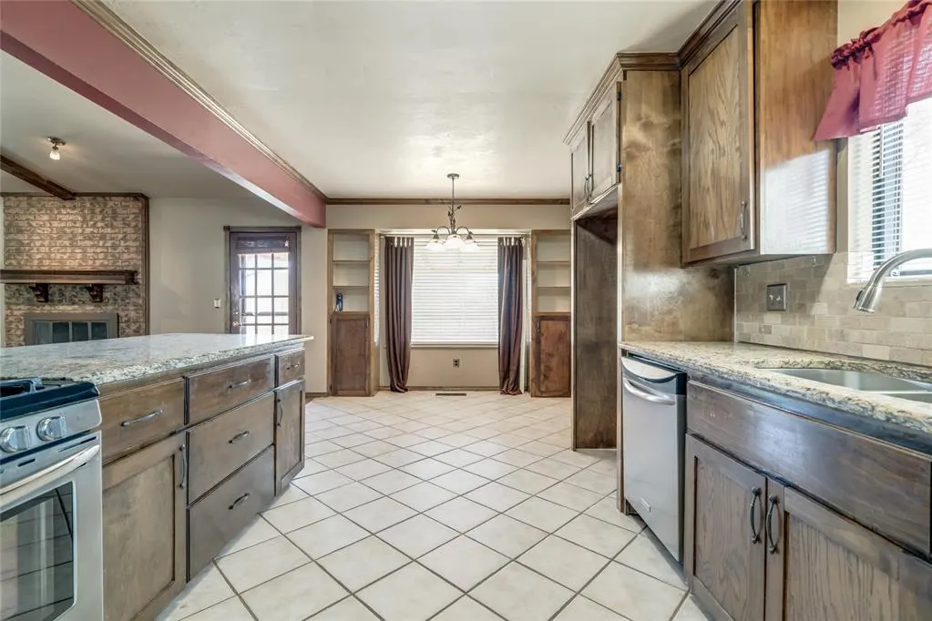 Photo 30 — 2424 SW 100th Street, Oklahoma City, OK 73159