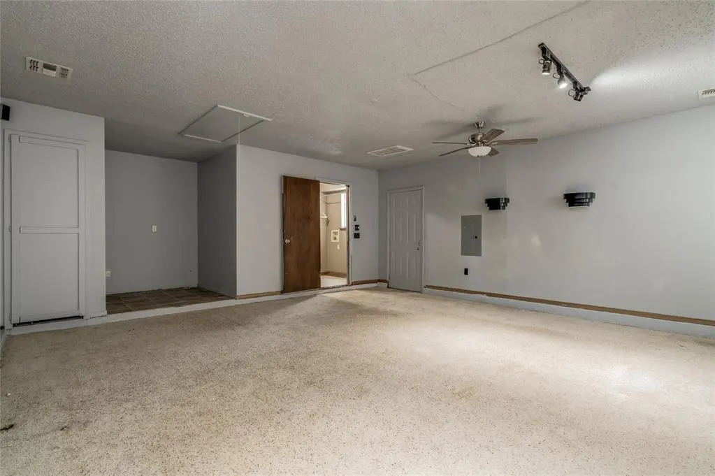 Photo 36 — 2424 SW 100th Street, Oklahoma City, OK 73159