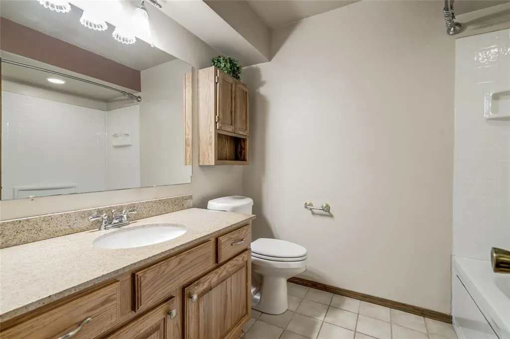 Photo 38 — 2424 SW 100th Street, Oklahoma City, OK 73159