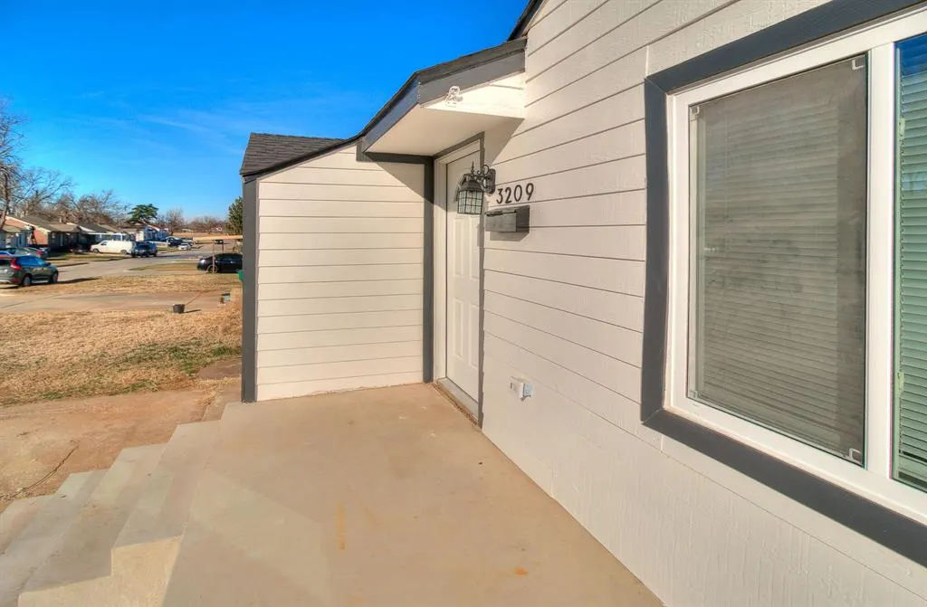 Photo 5 — 3209 Cashion Place, Oklahoma City, OK 73112