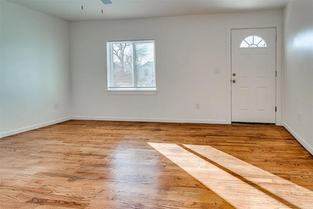Photo 9 — 3209 Cashion Place, Oklahoma City, OK 73112