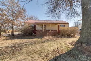 Sold home at 1820 Sandra Drive