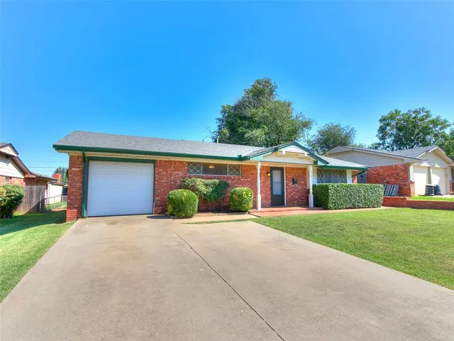 Photo 3 — 5709 NW 64th Street, Warr Acres, OK 73132