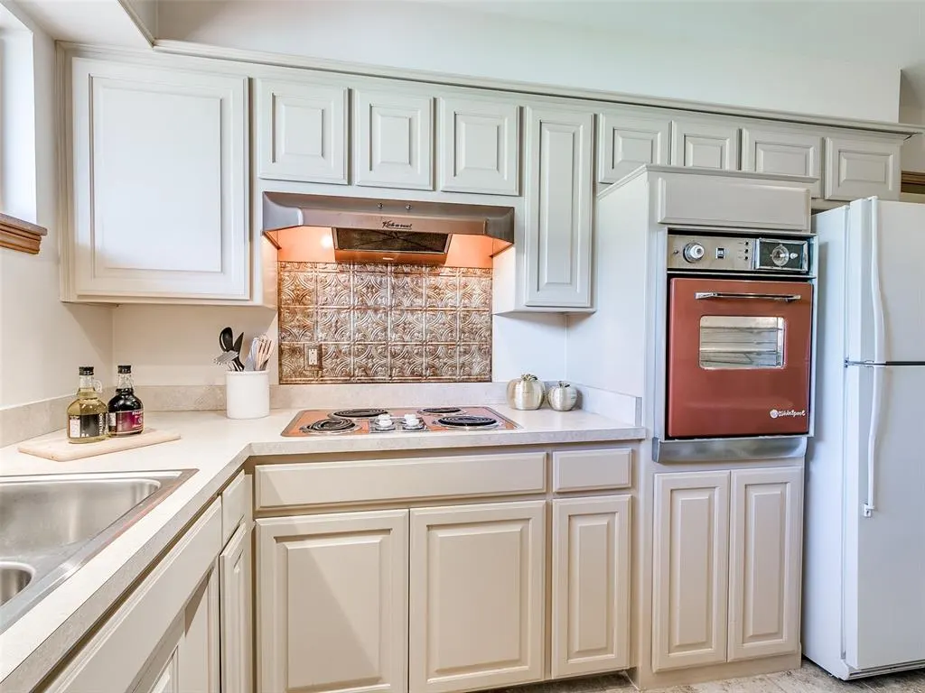 Photo 20 — 5709 NW 64th Street, Warr Acres, OK 73132