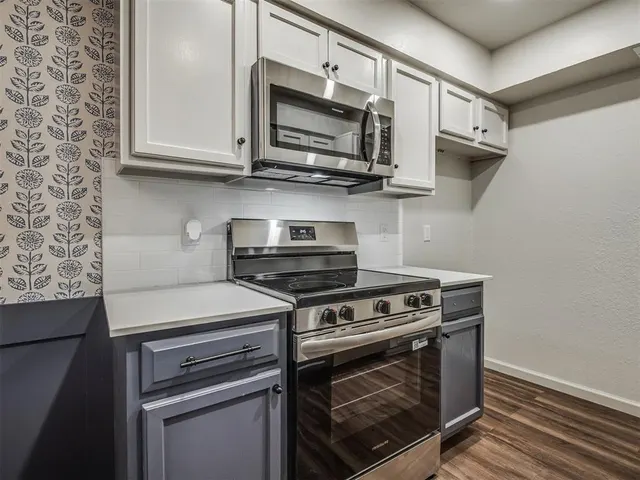 Photo 8 — 11403 Springhollow Road 202, Oklahoma City, OK 73120