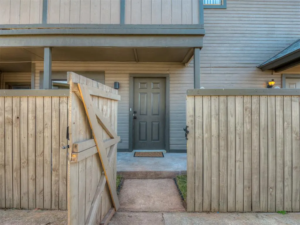 Photo 32 — 11403 Springhollow Road 202, Oklahoma City, OK 73120