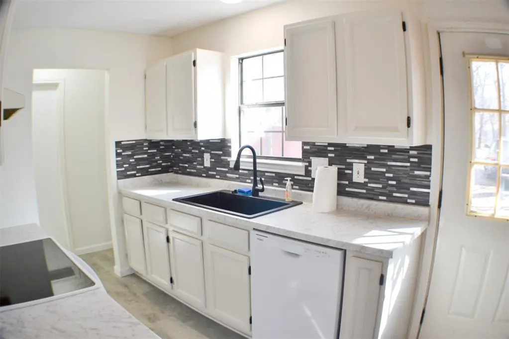 Photo 5 — 7372 W Dickson Road, Ardmore, OK 73401