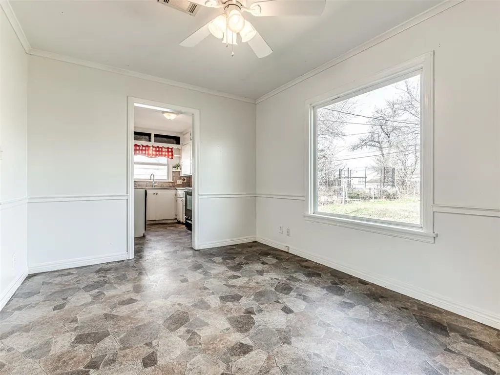 Photo 11 — 310 W Palm Street, Enid, OK 73701