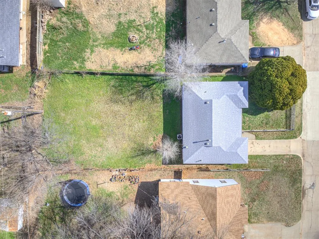 Photo 33 — 310 W Palm Street, Enid, OK 73701