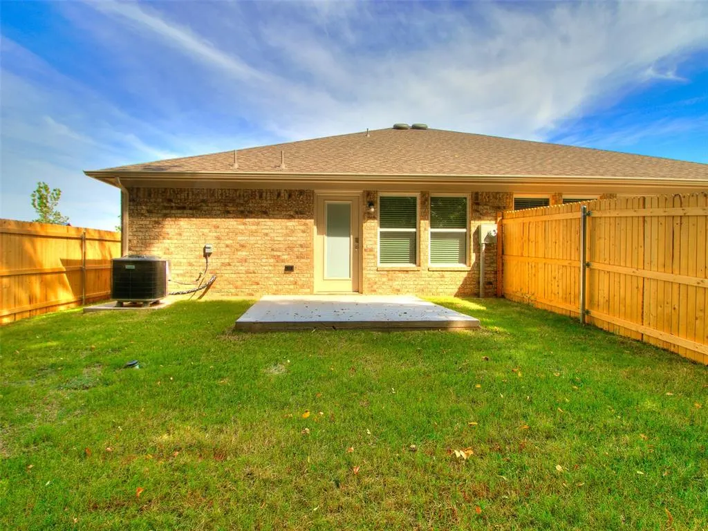 Photo 26 — 2413 Hearthstone Road, Oklahoma City, OK 73128