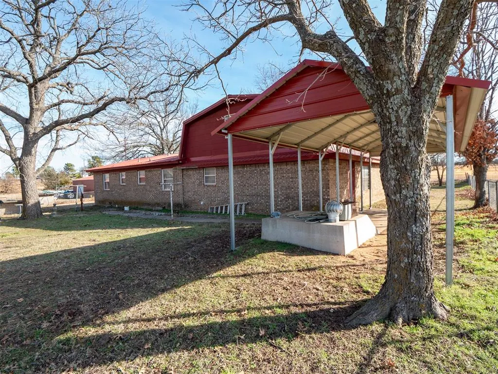 Photo 5 — 360104 E 1010 Road, Paden, OK 74860