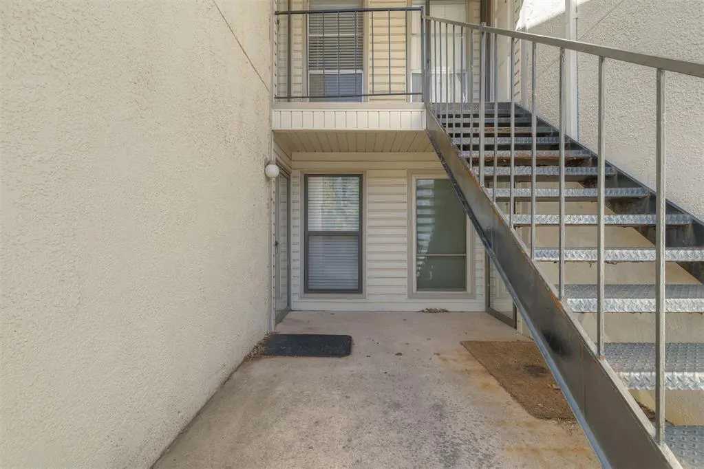 Photo 4 — 827 Red Bird Lane B, Norman, OK 73072