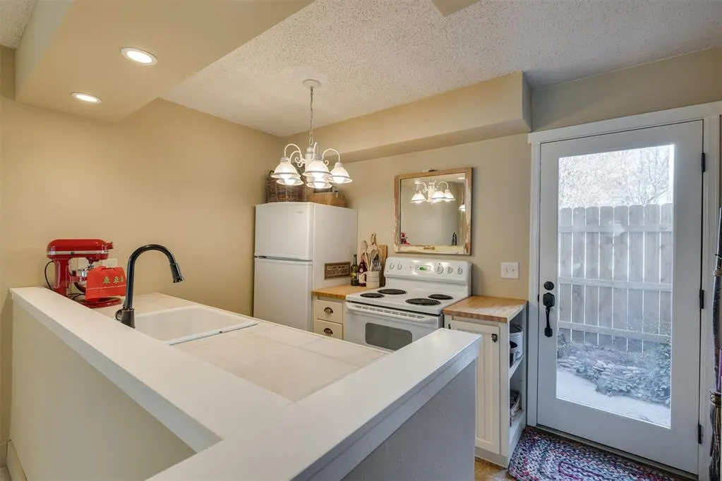 Photo 20 — 827 Red Bird Lane B, Norman, OK 73072
