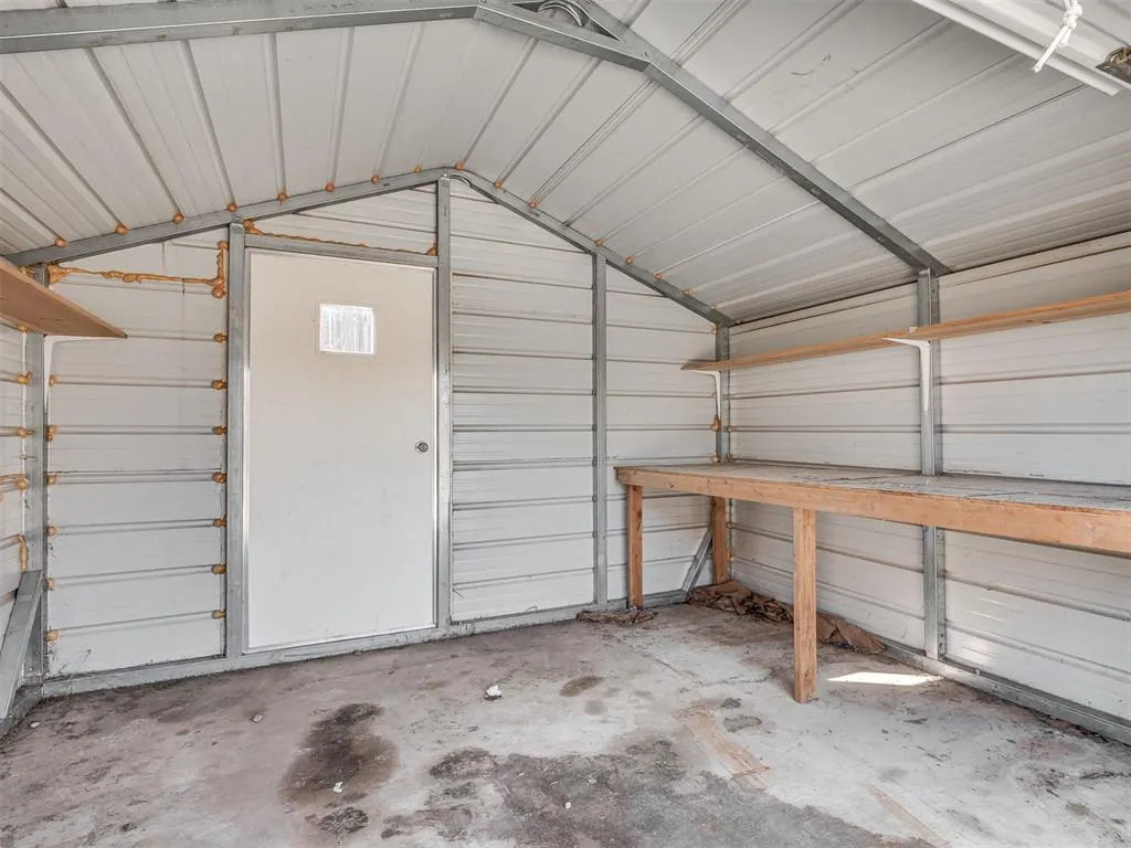 Photo 36 — 4017 Acoma Drive, Moore, OK 73160