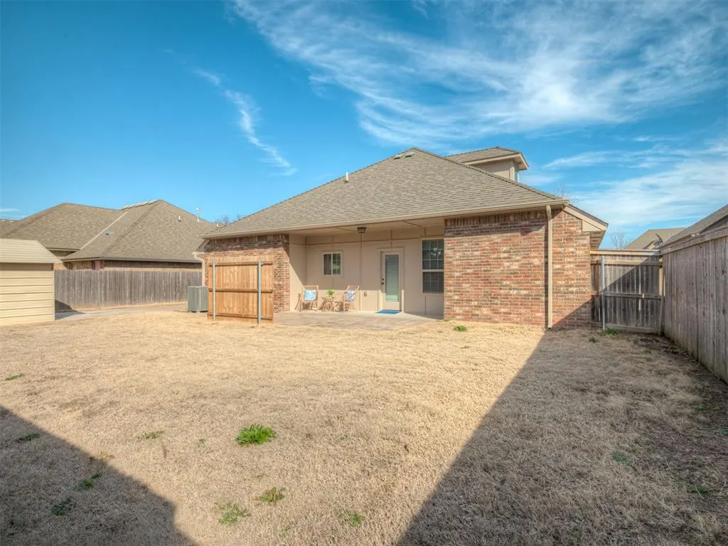 Photo 38 — 4017 Acoma Drive, Moore, OK 73160