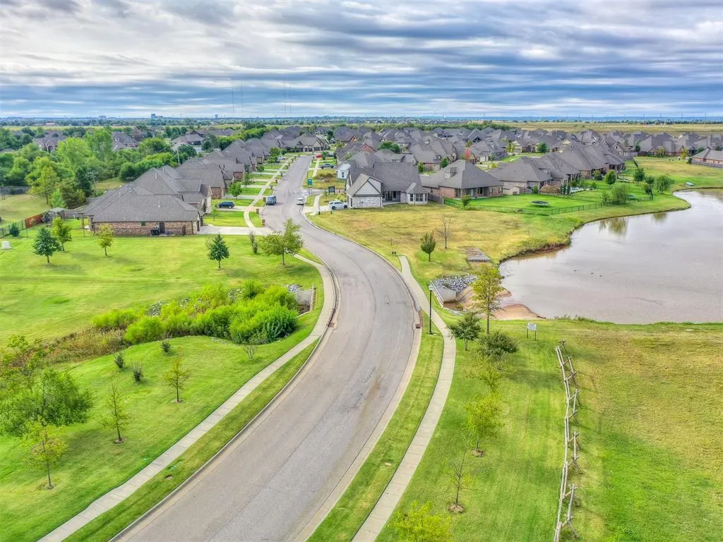 Photo 46 — 4017 Acoma Drive, Moore, OK 73160