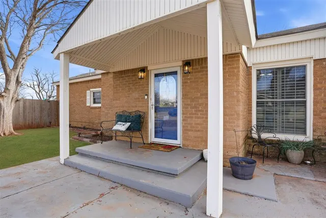 Photo 8 — 514 N 5th Street, Sayre, OK 73662