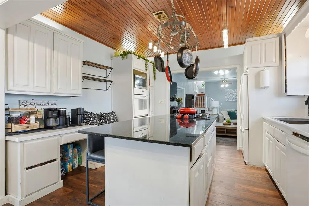 Photo 17 — 514 N 5th Street, Sayre, OK 73662