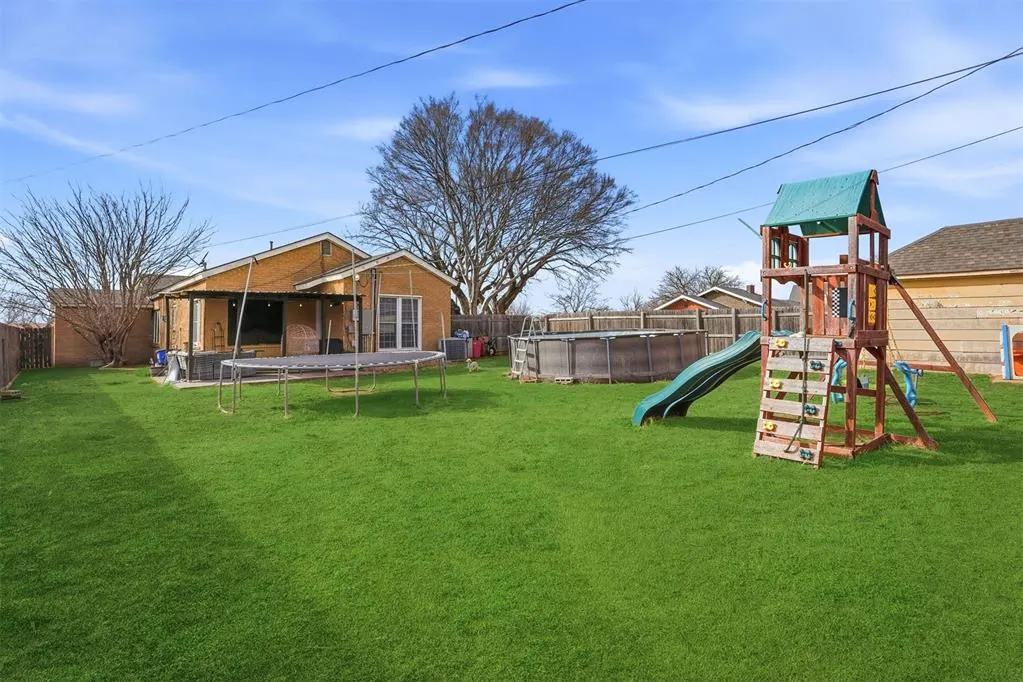 Photo 46 — 514 N 5th Street, Sayre, OK 73662