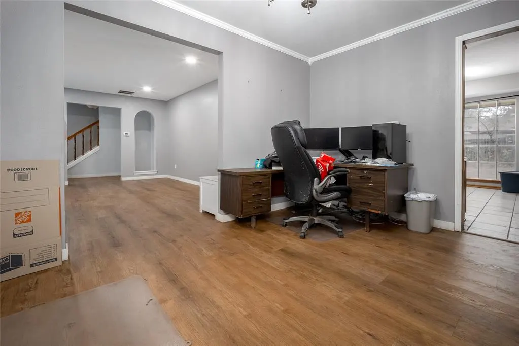 Photo 4 — 6404 Brentford Terrace, Oklahoma City, OK 73132