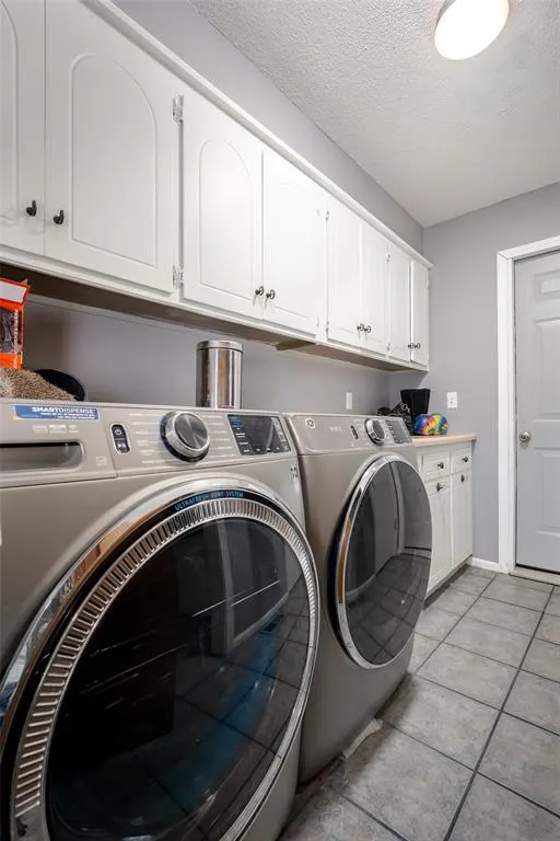 Photo 11 — 6404 Brentford Terrace, Oklahoma City, OK 73132