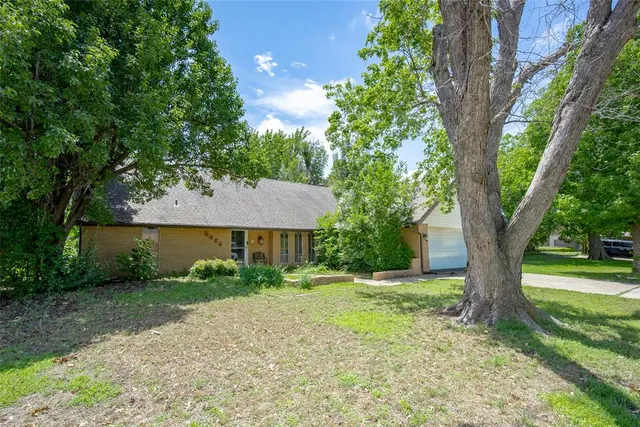 Front exterior — 6404 Brentford Terrace, Oklahoma City, OK 73132