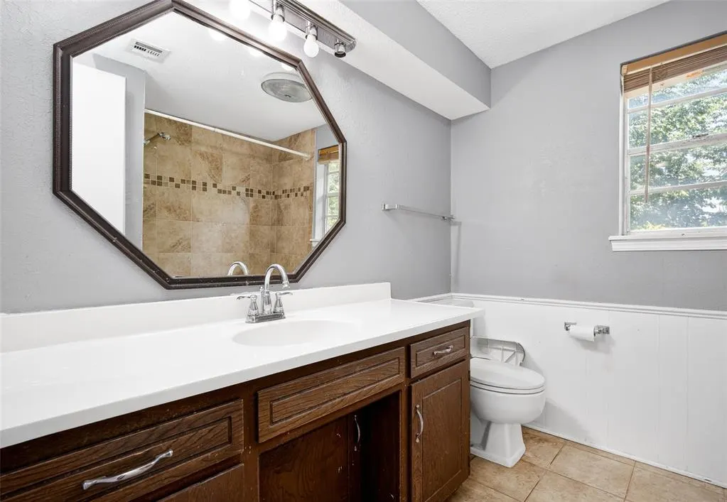 Photo 15 — 6404 Brentford Terrace, Oklahoma City, OK 73132