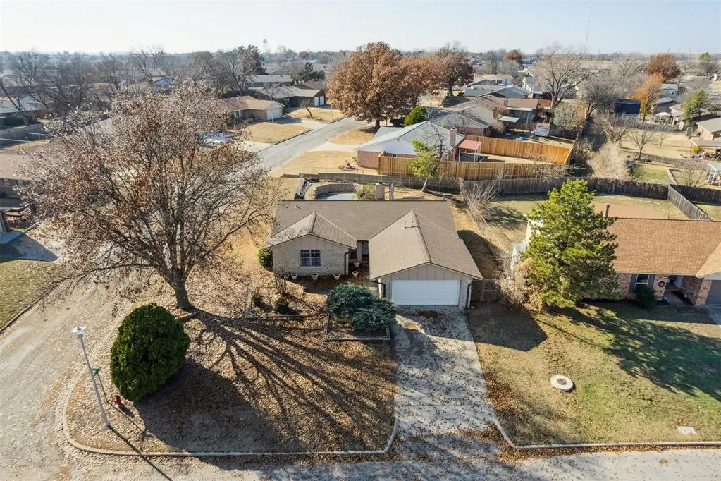 Photo 49 — 2802 NW 75th Street, Lawton, OK 73505