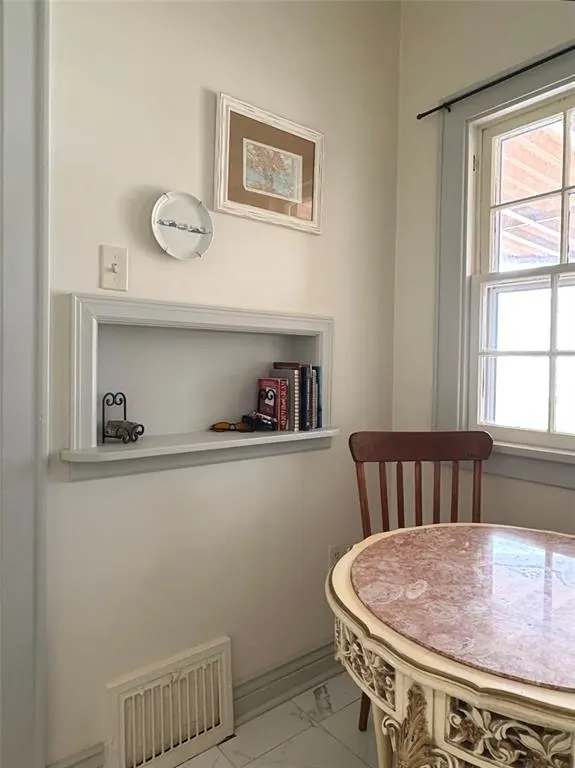 Photo 11 — 2105 W Broadway Avenue, Enid, OK 73703