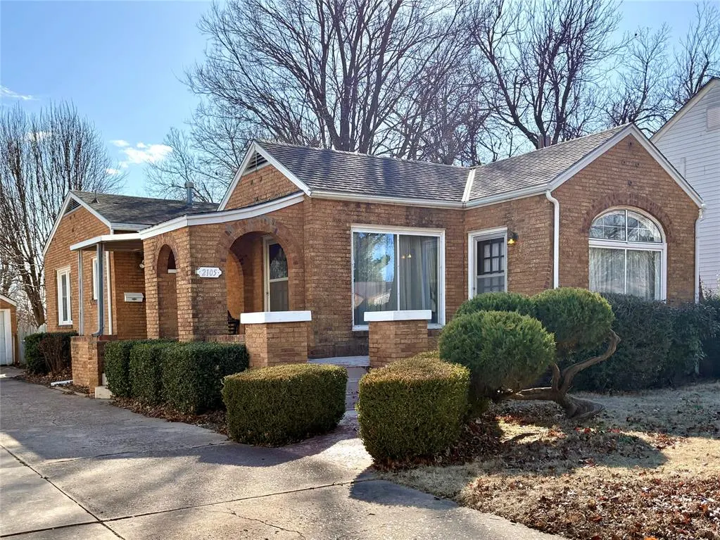 Photo 2 — 2105 W Broadway Avenue, Enid, OK 73703