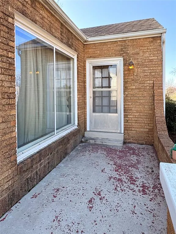 Photo 41 — 2105 W Broadway Avenue, Enid, OK 73703