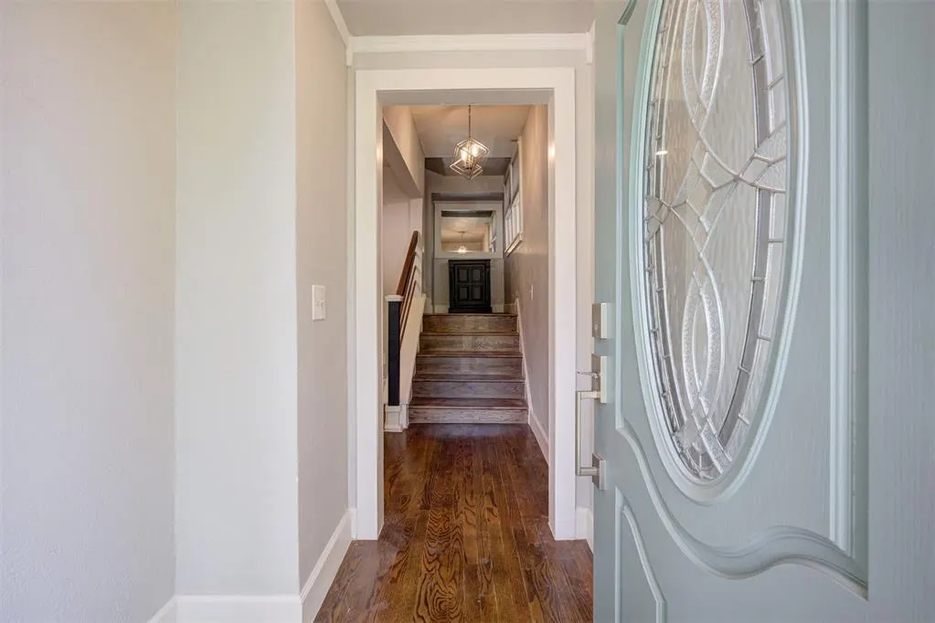 Photo 6 — 922 NW 19th Street, Oklahoma City, OK 73106