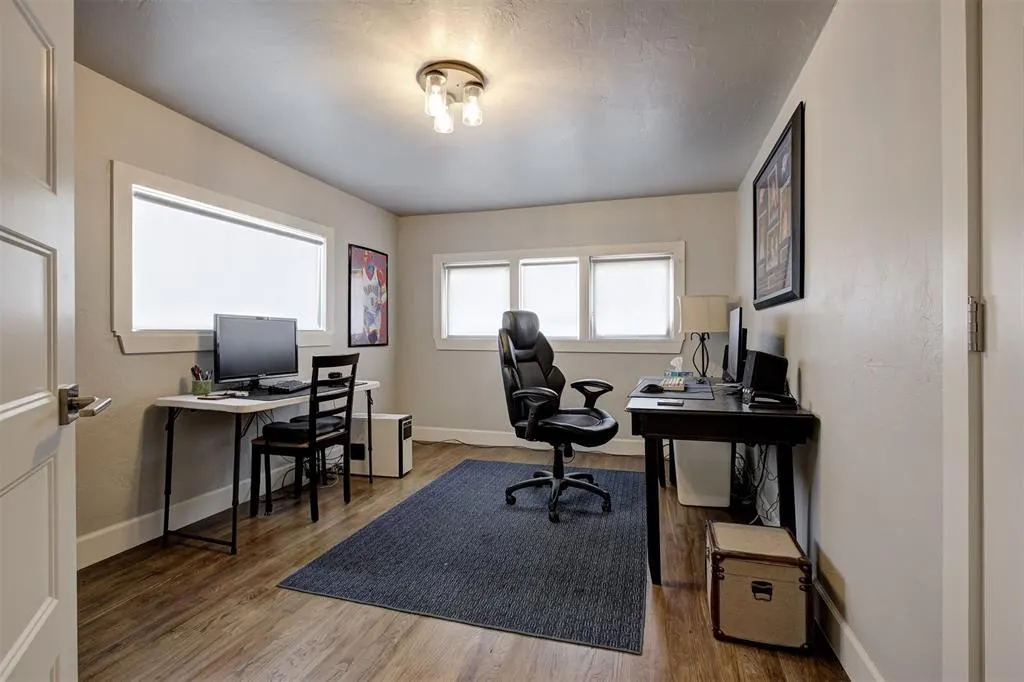 Photo 33 — 922 NW 19th Street, Oklahoma City, OK 73106