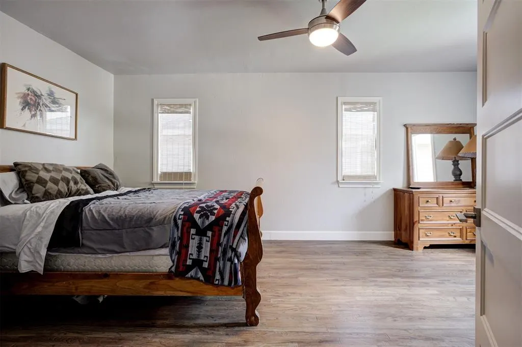 Photo 34 — 922 NW 19th Street, Oklahoma City, OK 73106