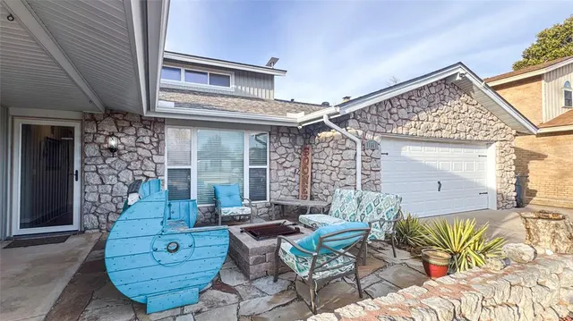 Photo 3 — 11501 Carriage Drive, Yukon, OK 73099