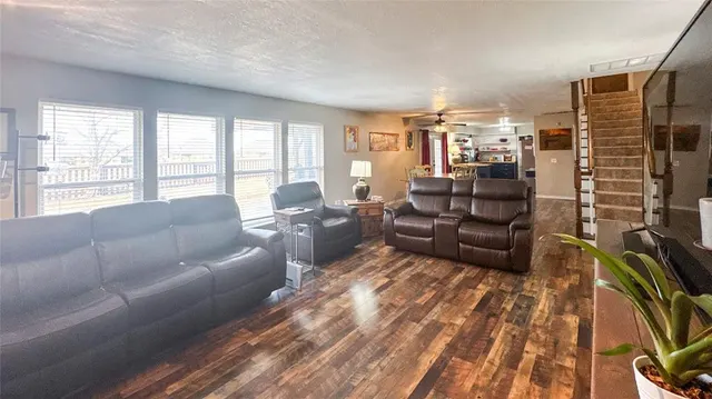 Photo 7 — 11501 Carriage Drive, Yukon, OK 73099