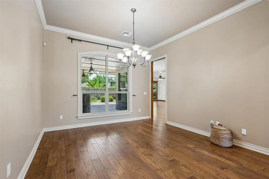 Photo 6 — 2712 Belmont Drive, Norman, OK 73072