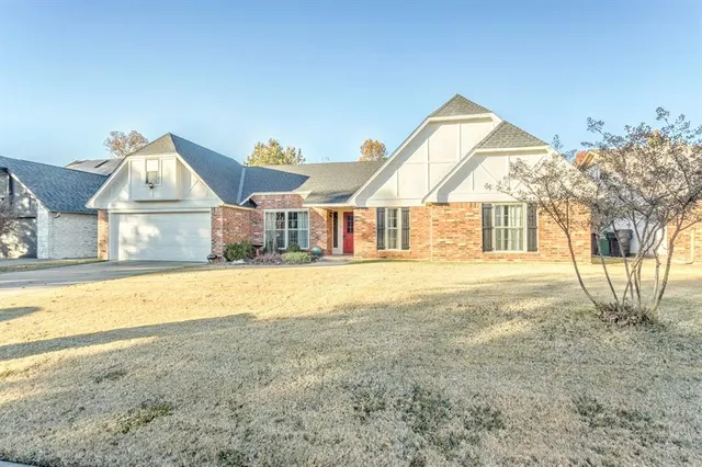 Photo 2 — 14016 Apache Drive, Edmond, OK 73013
