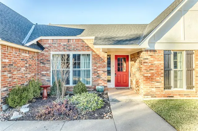 Photo 3 — 14016 Apache Drive, Edmond, OK 73013