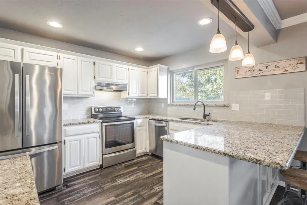 Photo 14 — 14016 Apache Drive, Edmond, OK 73013